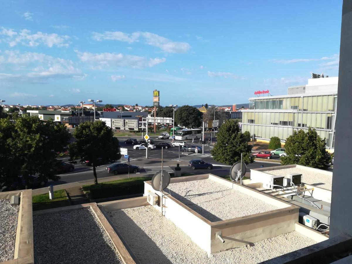 Ryanair'S Urban Flat In Zadar-Kolovare Beach Kültér fotó