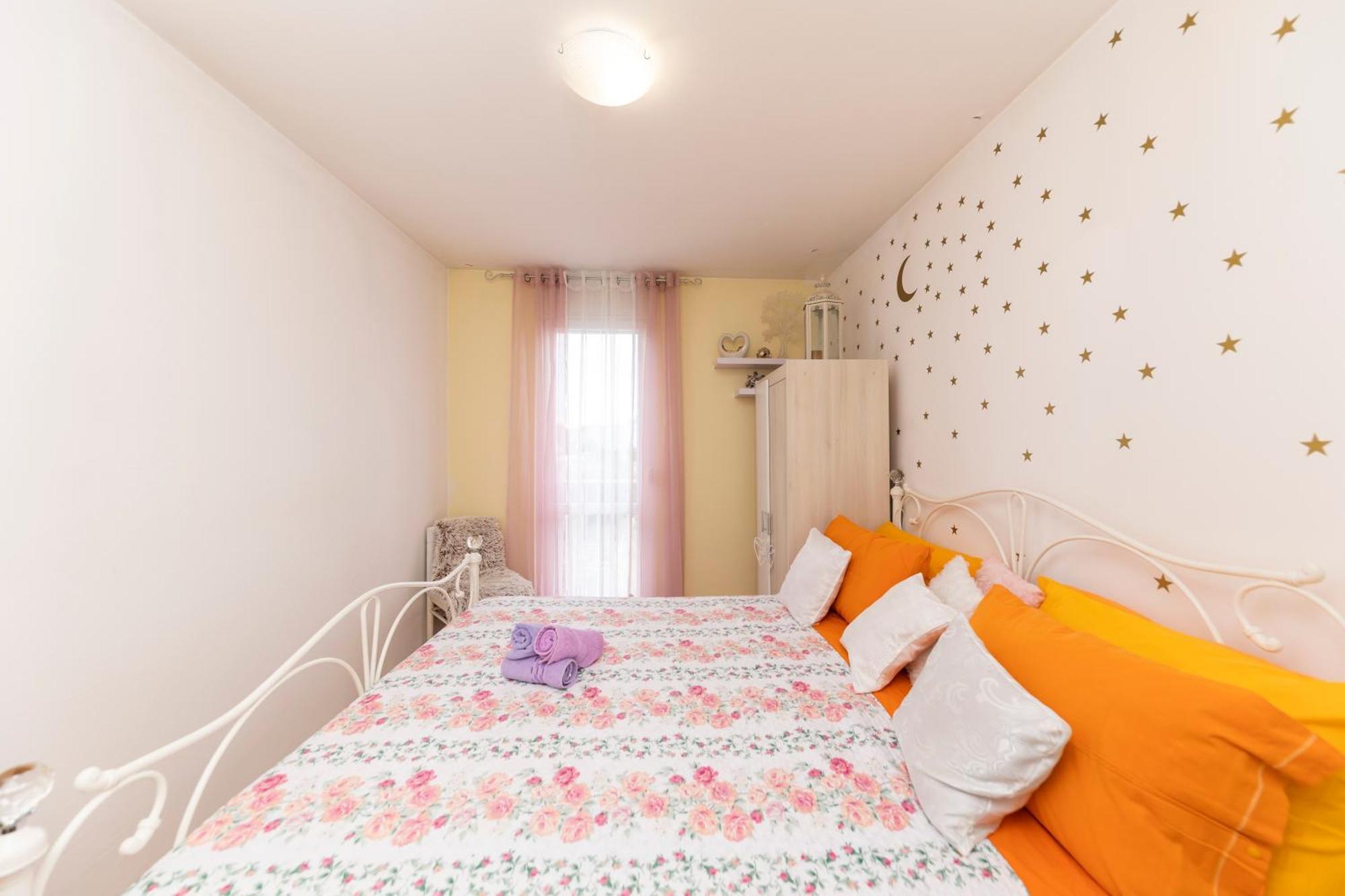 Ryanair'S Urban Flat In Zadar-Kolovare Beach Kültér fotó